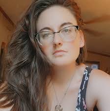 Alyssa Moriarty's Instagram, Twitter & Facebook