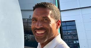 Beskjeden fra sønnens SFO gjorde Thomas stolt