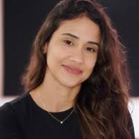 20+ perfis com “Hollinger”