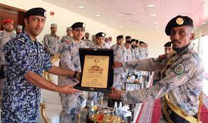 القوات الامن الخاصه للامن والحمايه. Ø­Ø±Ø³ Ø§Ù„Ø­Ø¯ÙˆØ¯ ÙŠØ®Ø± Ø¬ Ù¨Ù¨Ù¡ ÙØ±Ø¯ Ø§ Ù…Ù† Ù…Ù†Ø³ÙˆØ¨ÙŠ Ø§Ù„Ù‚ÙˆØ§Øª Ø§Ù„Ø®Ø§ØµÙ‡ Ù„Ù„Ø£Ù…Ù† ÙˆØ§Ù„Ø­Ù…Ø§ÙŠØ© Ø¨Ù…Ù†Ø·Ù‚ØªÙŠ Ø§Ù„Ø¬ÙˆÙ ÙˆØ§Ù„Ø­Ø¯ÙˆØ¯ Ø§Ù„Ø´Ù…Ø§Ù„ÙŠØ© Ø§Ù„ÙˆØ·Ù† Ø§Ù„Ø¢Ù† ØµØ­ÙŠÙØ© Ø³Ø¹ÙˆØ¯ÙŠØ©