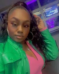 Jasmine Tanner's Instagram, Twitter & Facebook