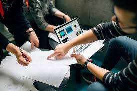 Browse the vacancies below for the next step in your design account management career. 4 Key Traits Of Successful Account Managers Thoughtshift