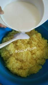 Beras pulut yang dah rendam,kukus sampai masak 2. Cara Asas Masak Pulut Kuning Lembut Sedap Berkilat Untuk Sukatan 1kg Beras Pulut