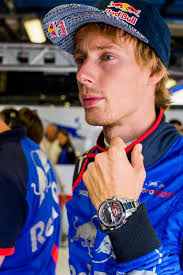 Brendon Hartley and his EDIFICE ECB-800DB. A regular CASIO user for several  years, Brendon is a big fan of the ECB-800 series with advanced Smartphone  link.  https://www.edifice-watches.com/asia-mea/en/collection/link_with_smartphone/ECB-800/