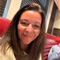 60+ perfiles de «Leyla»