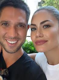 Dr Chris Brown's Bondi Vet slammed for losing family cat