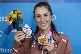 Les jeux olympiques d'été de 2020, officiellement appelés jeux de la xxxii e olympiade de l'ère moderne, sont les deuxièmes jeux d'été organisés par tokyo, japon, après ceux de 1964. Twaqy1r3ouaswm