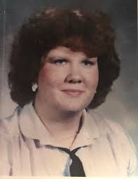 Lisa Oles's Instagram, Twitter & Facebook