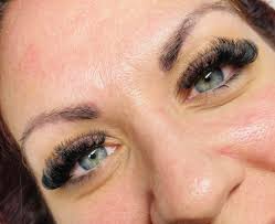 Lash Services in Surprise, Arizona by Local Artist