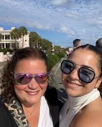 Odalys Flores 🌟 (@odi318) • Instagram photos and videos