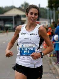 Küng, schär, schlumpf und abraham sind bereits erprobt an olympischen spielen. Fabienne Schlumpf Pulverisiert Schweizer Halbmarathon Rekord In Gdynia 2020