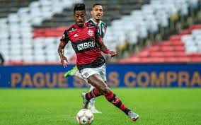 84 bruno foi o terceiro goleiro do flamengo a marcar gols com a camisa do clube (antes dele, ubirajara e zé carlos já haviam marcado). Empresario De Bruno Henrique Afirma Nao Ter Recebido Contato Do Benfica E Diz Nao E Inegociavel Lance