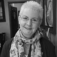 Amanda Brazeau's Instagram, Twitter & Facebook