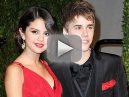 Selena gomez and justin bieber arrives at the vanity fair oscar party at the sunset tower in los angeles on feb. Justin Bieber Selena Gomez Engaged Married Special Ring Sparks Elopement Rumors The Hollywood Gossip