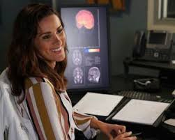 When carina deluca first comforted arizona robbins in that bar last week, grey's anatomy audiences had no idea who this. Carina Deluca Grey S Anatomy Amino
