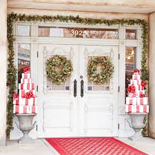 10 Ways To Take Christmas Onto Your Front Porch