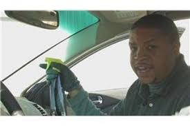 How To Clean The Inside Of Car Windows Without Streaks Car Cleaner Interior Car Windshield Inside Car