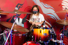 These videos will have you drumming and reading music in just minutes. Drum Lessons School Of Rock