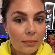 Gretchen Kropp's Instagram, Twitter & Facebook