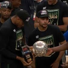 Jun 15, 2021 · at this point in his career, the biggest knock against giannis antetokounmpo is his lack of an nba championship. Espn Giannis Holds Eastern Conference Finals Trophy Facebook