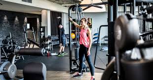Alles Uber Holmes Place Fitnessstudios Preise Gutscheine Angebot Uvm