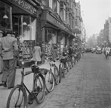 Pin By Peter Smith On Retail Graveyard Grafton Street Dublin Dublin