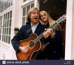 Doremi hayward wedding pictures : Related Image Justin Hayward Moody Blues Nights In White Satin
