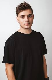 Please share, like, subscribe for the next episode. Martin Garrix Superstar Dj