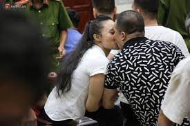 Doi that cua ngoc miu. Mkzbi1sw8tnktm