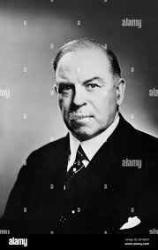 Prime minister mackenzie king hi-res stock photography and images