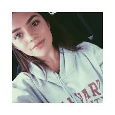 Tia Mclaughlin's Instagram, Twitter & Facebook