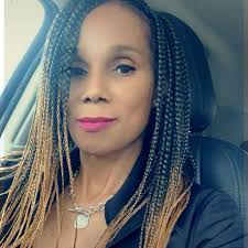 Sonja Windham's Instagram, Twitter & Facebook