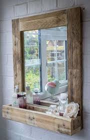 22 Trucs Que Vous Pouvez Faire Avec Une Palette En Bois Que Vous Soyez Bricolo Ou Non Decoration Salle De Bain Deco Salle De Bain Meuble Palette