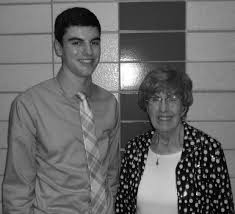 Ray Robert & Eva Mae Peters Reighart Memorial Scholarship