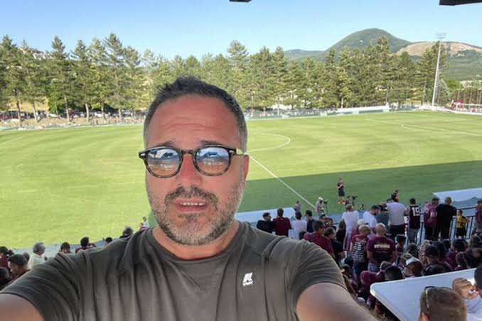 Jornalista esportivo é encontrado morto com marcas de tiros e corpo carbonizado na Itália