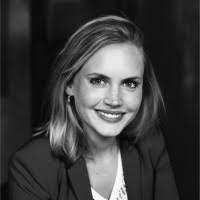 Rebecca Gee's Instagram, Twitter & Facebook