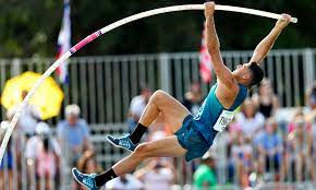 De desprezado a campeão de humilhado pelo psg, em 2020, a campeão da champions league em 2021. Thiago Braz E Uma Das Atracoes Do Sul Americano De Lima