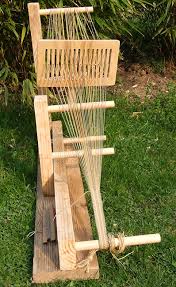 ﻿ remettre un ouvrage sur l'enclume. Nouveau Metier A Tisser L Atelier De Micky Teintures Naturelles Et Tissages Aux Tablettes