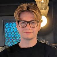 800+ "Connor" profiles