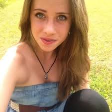 Dawn Henley's Instagram, Twitter & Facebook