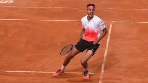 4 seed for one of the. Atp 250 Cagliari Il Vincitore E Lorenzo Sonego La Nuova Sardegna