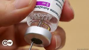 No se cuenta actualmente con datos de utilización en las personas mayores de 55 años. Trombosis Tras Vacunacion Con Astrazeneca Por Que Se Produce Y Como Tratarla Ciencia Y Ecologia Dw 19 03 2021