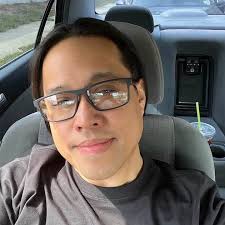 Hey guys is the lego website acting up