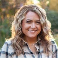 Amber Cundiff's Instagram, Twitter & Facebook