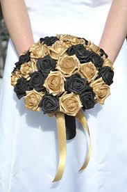 Black And Gold Flowers Black And Gold Roses Google Search Black Bouquet Gold Bouquet Gold Wedding Flowers