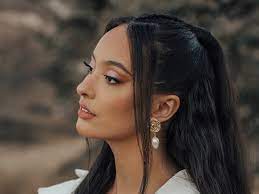 A c#m e a close to you. Faouzia Is A Vision In Ashi For Her Minefields Music Video With John Legend Vogue Arabia