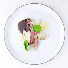Wagyu Rinderbug Sous Vide Mole Sauce Sellerie Zwiebeln Sousvide Plating Wagyu Foodie Mole Foodfor Lebensmittel Essen Essen Und Trinken Macaron Rezept