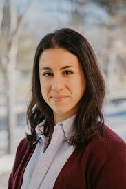 Amy Freund's Instagram, Twitter & Facebook