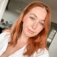 Jessica Mckinnon's Instagram, Twitter & Facebook