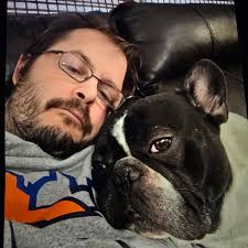 Gift ideas for Men. 18 karats gold collection now available at all  MOUKARZEL branches!